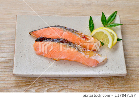 Grilled fish, cooked fish, silver salmon, silverjack, fillet, two slices, fish dish, side dish, prepared dish. 117847187