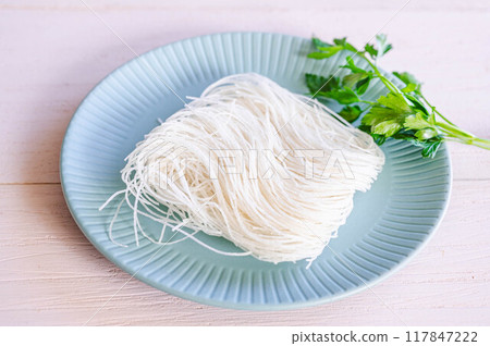 Rice noodles (dried noodles) Rice noodles (dried noodles) 117847222