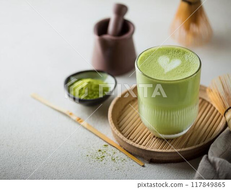 Delicious matcha latte 117849865