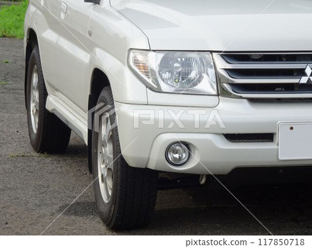 汽車形像三菱帕杰羅Io前面罩 117850718