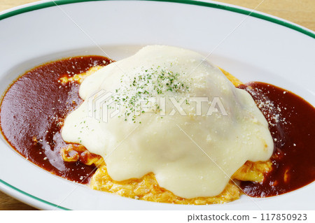 奶酪煎蛋捲配米飯 奶酪煎蛋捲配米飯 117850923