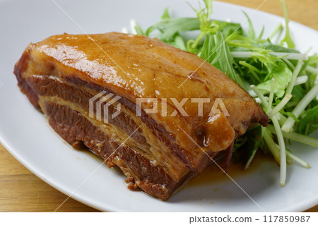 Pork belly boiled 117850987