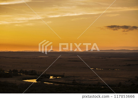 釧路沼澤的晚上風景 117853666