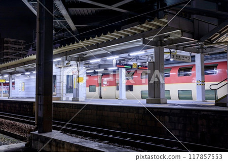 The Sunrise Express was sent to Kyowa Station after being suspended due to heavy rain. The Sunrise Express was sent to Kyowa Station after being suspended due to heavy rain. 117857553