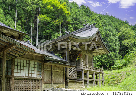 Chizu Inaba Wakaichinomiya Kono Shrine Main Hall Chizu Town, Tottori Prefecture Chizu Inaba Wakaichinomiya Kono Shrine Main Hall Chizu Town, Tottori Prefecture 117858182