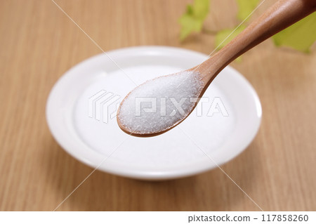 白盤中的砂糖 117858260