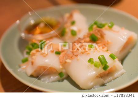 越南蒸春捲 Banh Cuong 越南蒸春捲 Banh Cuong 117858341