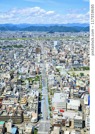 從岐阜市第43號岐阜市塔樓頂層展望台看到的景色（中雪橋街方向） 117858680