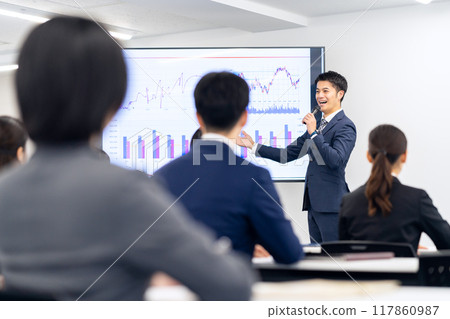 Business man receiving training Business man receiving training 117860987