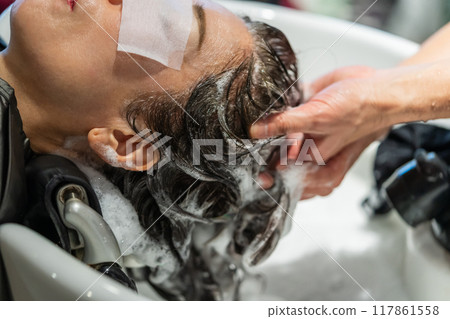 女生 女孩 女性 117861558