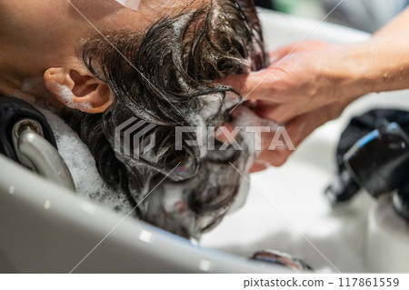 female, females, woman 117861559