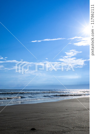 眺望湘南海（神奈川縣藤澤市） 117862111