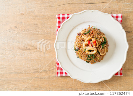 fried rice with squid and basil in Thai style 117862474