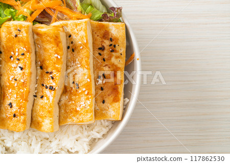 teriyaki tofu rice bowl - vegan food style teriyaki tofu rice bowl - vegan food style 117862530