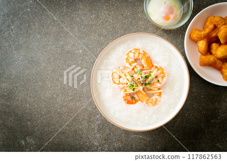 Congee with shrimps and fresh ginger 117862563