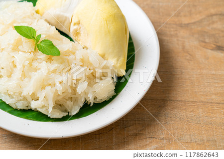 Durian sticky rice on plate Durian sticky rice on plate 117862643