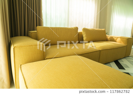 empty sofa in living room empty sofa in living room 117862782