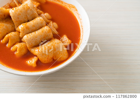 Odeng - Korean fish cake skewer in Korean spicy soup 117862800