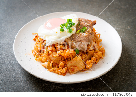 Kimchi fried rice with fried egg and pork Kimchi fried rice with fried egg and pork 117863042