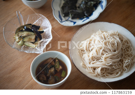 Summer vegetable soba noodles 117863159