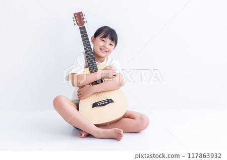 有吉他的女孩 有吉他的女孩 117863932