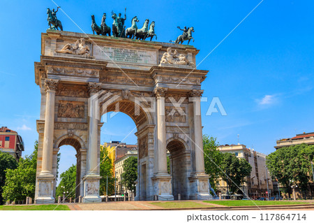 Arch of Peace in Sempione Park, Milan, Lombardy, Italy 117864714
