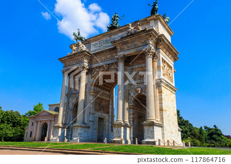 Arch of Peace in Sempione Park, Milan, Lombardy, Italy Arch of Peace in Sempione Park, Milan, Lombardy, Italy 117864716