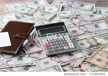 Foreign currency transaction image (US dollar) Foreign currency transaction image (US dollar) 117865042