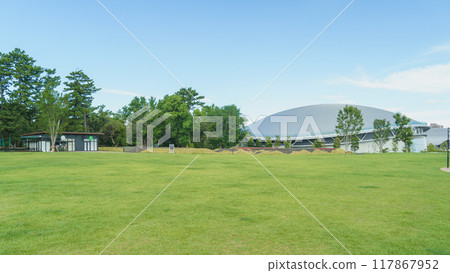 [Chiba City, Chiba Prefecture] Chiba Park, lawn and TIPSTAR DOME CHIBA (Chiba JPF Dome) 117867952