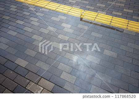 水坑 下雨天 大雨天氣 圖片 117868520