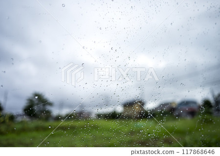 下雨天車窗天氣天氣圖素材 117868646