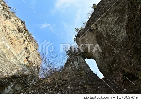 Myodaisan Second Stone Gate 117869479