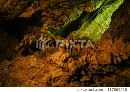 Inside Ryugasaki Cave (Hamamatsu City) 117869916