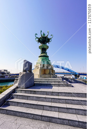 為金比羅參拜而捐贈的田助燈籠，又稱江戶高中燈籠（香川縣丸龜市） 117870859