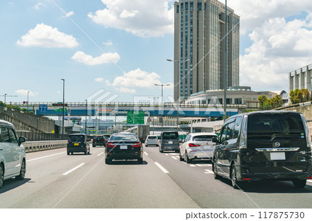 公路擁擠 公路擁擠 117875730