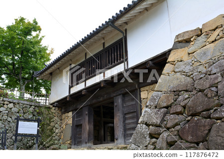 100 Fine Castles of Japan, Hikone Castle 117876472