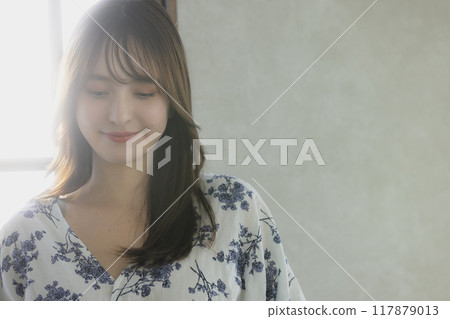 Hair care image for young women Hair care image for young women 117879013