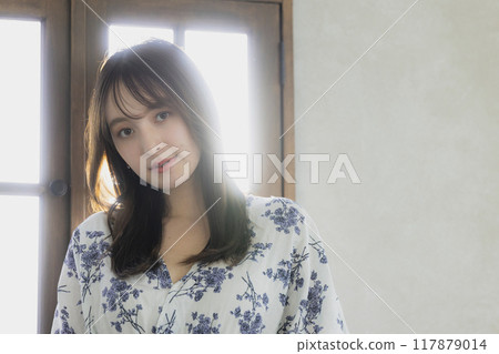 Hair care image for young women 117879014