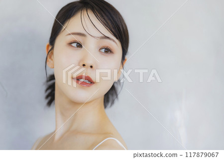 Beauty image of young women Beauty image of young women 117879067