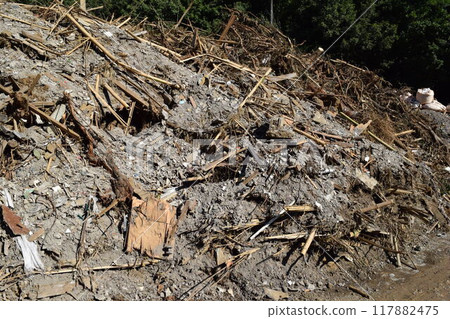 Pile of rubble Pile of rubble 117882475