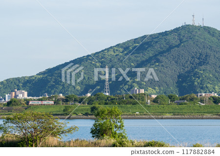 [高德線] 以眉山為背景，開往高鬆的特快列車 117882884