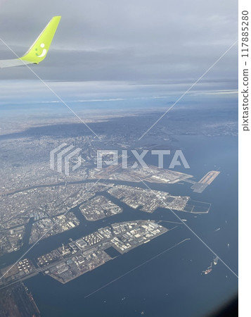 Sky seen from an airplane Sky seen from an airplane 117885280