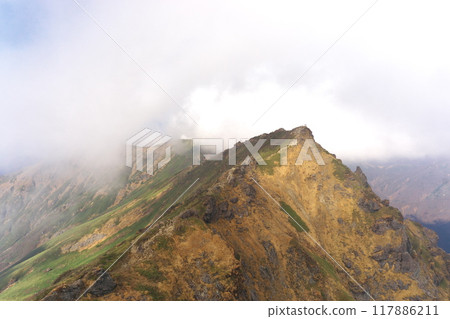 Oki's ears seen from Toma's ears (Mt. Tanigawa) 117886211