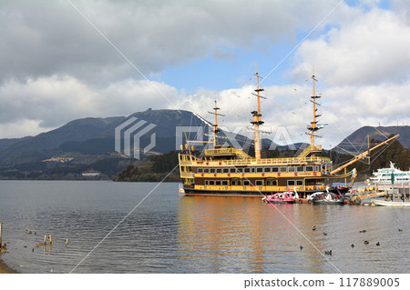 Hakone · Lake Ashinoko 117889005