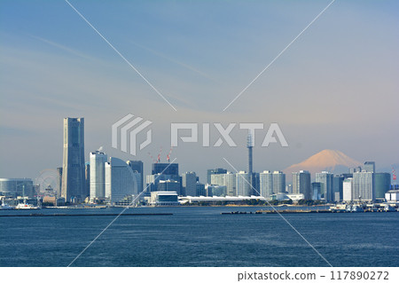Yokohama  117890272