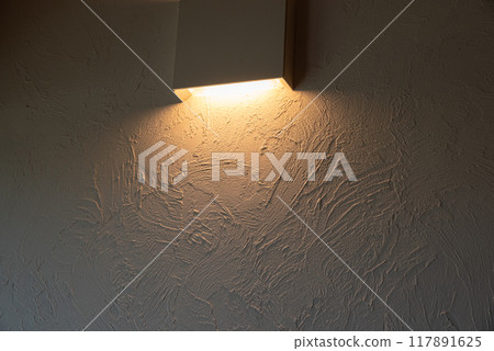 Beautiful interior painted with diatomaceous earth 117891625