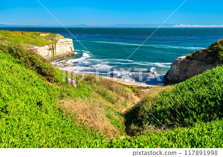 Coastal Cliffs and Blue Ocean Waves in Santa Cruz - California, United States 117891998