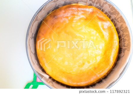 Freshly baked whole cheesecake 117892321