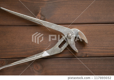 Water Pump Pliers Water Pump Pliers 117893032