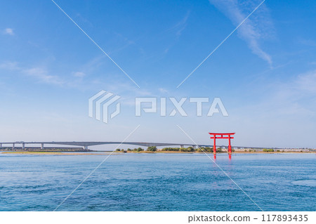 (Shizuoka Prefecture) Lake Hamanako Bentenjima in sunny weather (Shizuoka Prefecture) Lake Hamanako Bentenjima in sunny weather 117893435